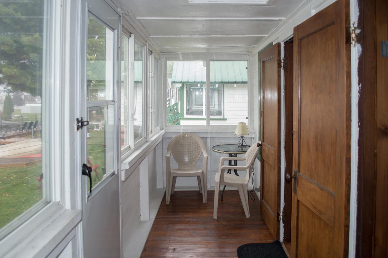 فندق Naplesفي  Bayview Cabins المظهر الخارجي الصورة