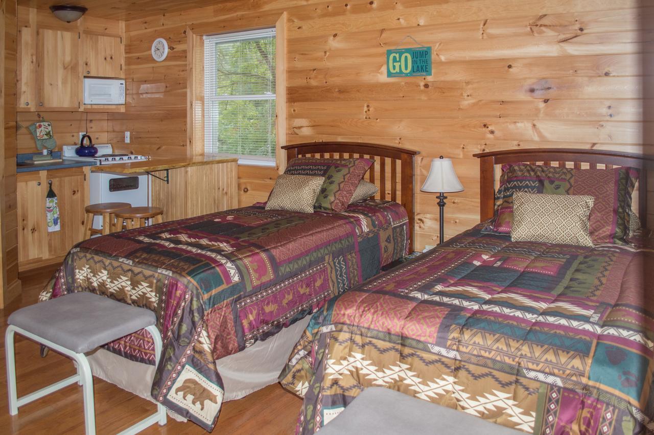 فندق Naplesفي  Bayview Cabins المظهر الخارجي الصورة